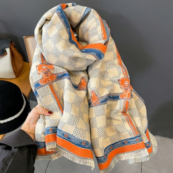 Gorgeous Cashmere Shawl /Scarf - Picture 2 of 5